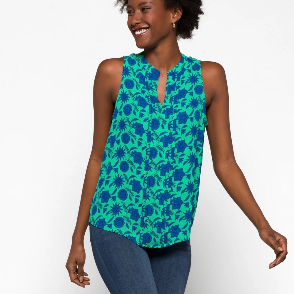 [41 Hawthorn] Stitch Fix Breyson Pleat Detail Sleeveless Top - Picture 2 of 10
